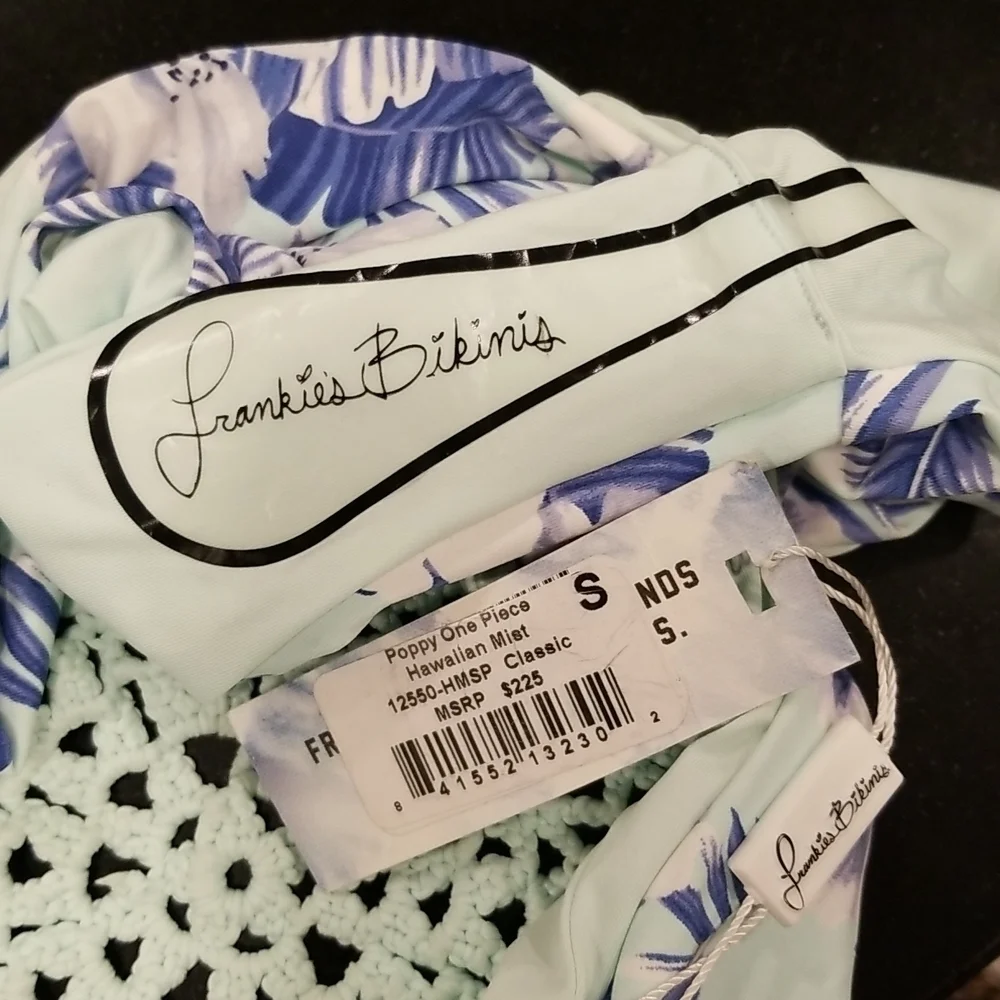 💕FRANKIES BIKINIS💕 Poppy One Piece Swimsuit ~ Hawaiian Mist Crochet S NWT
